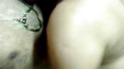 वह खुद को हिन्दी फिल्म सेकसी पसंद करती है