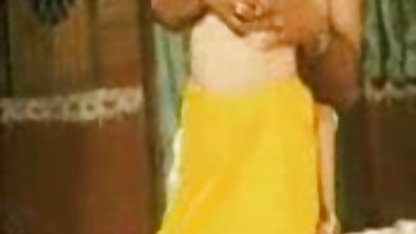 फैशन सेक्स पिक्चर का वीडियो कैटवॉक पर