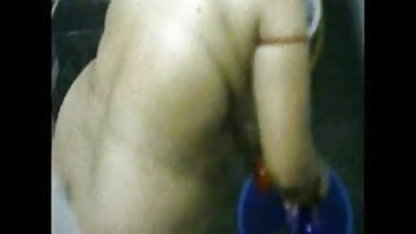 नशे में और सेक्सी फिल्म हिंदी में देखने वाली गर्म शौकिया लड़कियों