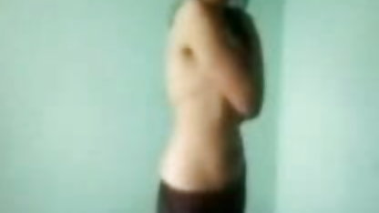 सफेद में कल्पनाएँ हिंदी इंग्लिश सेक्सी मूवी