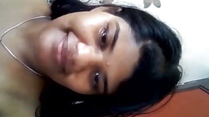 एक लड़की पूरी तरह से प्यार में हिंदी फिल्म मूवी सेक्सी