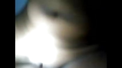 देखो, मैं तुम्हारी पसंदीदा पैंटी पहनता हूं सेक्सी फिल्म दिखाओ हिंदी