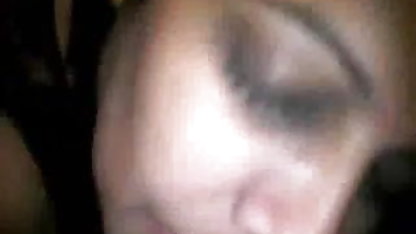 मेरे दोस्त की माँ मुझे उसके स्तन खाने देती है सेक्सी फिल्म भेजो सेक्सी वीडियो ।।