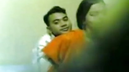 शादीशुदा महिला को सेक्सी मूवी पिक्चर हिंदी सांत्वना