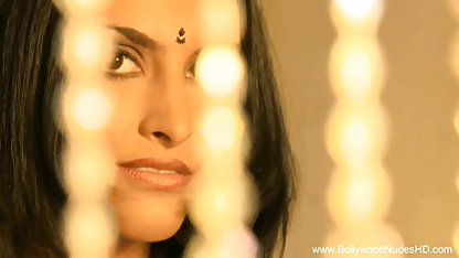 अगर आपकी माँ के पास हिंदी ब्लू पिक्चर हिंदी ब्लू पिक्चर हिंदी मुर्गा हो तो क्या होगा? ...