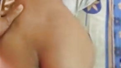 युवा सेक्सी वीडियो मूवी हिंदी में लड़की एक उंगली और cums हो जाता है