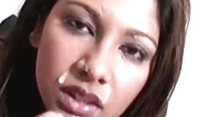 मेरे दोस्त की पत्नी के फिल्म सेक्स फिल्म सेक्स साथ चुदाई, छोटे स्तन है ..