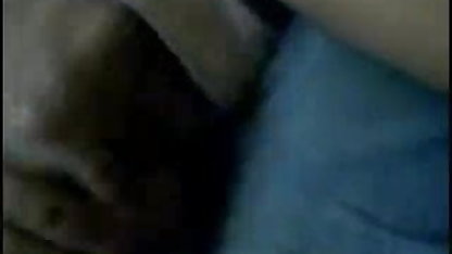 बेटी और माँ ने इस लड़के को सुखा दिया, जाओ परिवार सेक्सी फिल्म भेजो हिंदी में तीनों!