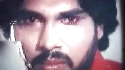 बांबी नदी द्वारा हिंदी फीचर फिल्म सेक्सी बनती है