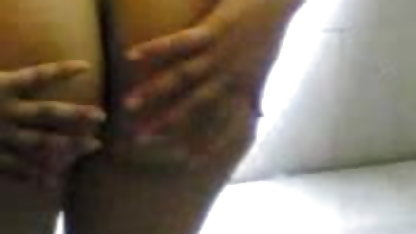 चाची दौड़ रही ब्लू पिक्चर हिंदी ब्लू पिक्चर हैं