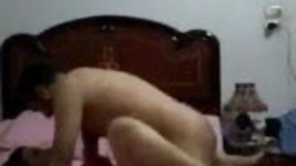 एक बहुत ही सेक्स वाली सेक्सी फिल्म प्राकृतिक लड़की के साथ स्नान