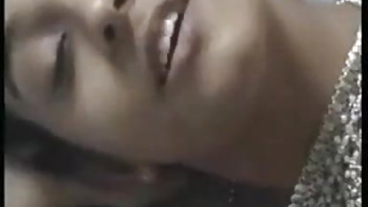 मेरी प्रेमिका सेक्सी पिक्चर फिल्म हिंदी में के स्तन एक विस्फोट हैं