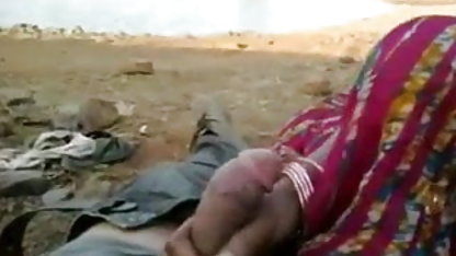 देखो बेटी, तुम्हारा सौतेला बाप कितना बड़ा है, हिंदी सेक्सी फिल्म हिंदी सेक्सी तुम्हें अच्छा लगता है?