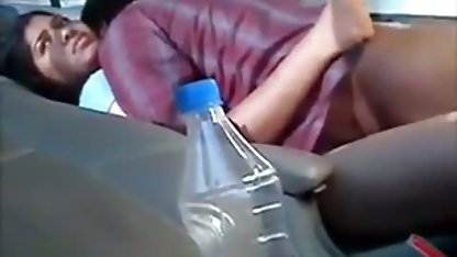 बिकनी उसे नई फिल्में सेक्सी सूट करती है, लेकिन ...