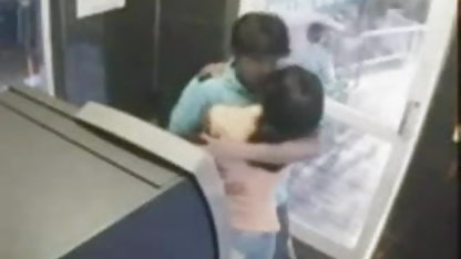 एक चॉकलेट सेक्सी फिल्म हिंदी में चाहिए और क्रीम चुरू