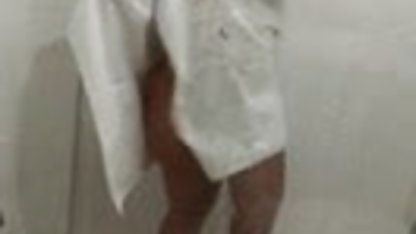 एक सेक्सी सेक्सी फिल्म हिंदी में कुतिया की तरह सह की तलाश में