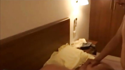 पिता और पुत्र, प्रेमिका के साथ चरण कमबख्त से बाहर हैं हिंदी भोजपुरी फिल्म सेक्सी