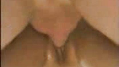 भव्य घुंघराले बाल 2 फिल्म सेक्सी