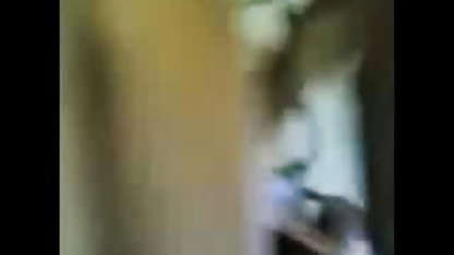 वेट्रेस सोबोना है सेक्सी फिल्मी