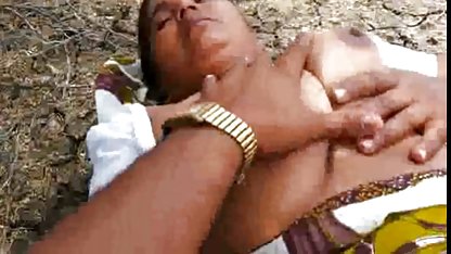 सबसे सेक्सी फिल्म लोड कर दो ग्लैमरस युवा महिला