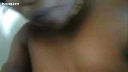 तंग सेक्सी मूवी वीडियो में सेक्सी पैंट