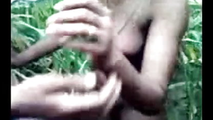 एक उत्तेजक दादा सेक्सी फिल्म चाहिए हिंदी