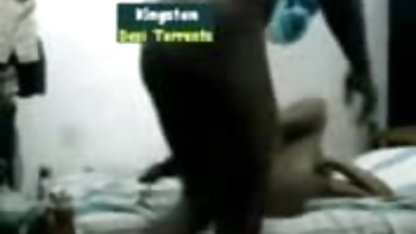 एक पोर्न प्रोड्यूसर के ड्रेसिंग रुम के सेक्सी हिंदी में फिल्म बीच में ब्लोजॉब