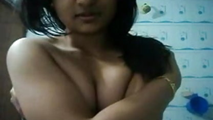 सही सेक्सी वीडियो में हिंदी मूवी गुदा