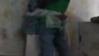 उन्होंने इसे बिस्तर की छलांग के साथ सेक्स पिक्चर का वीडियो लगाया