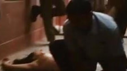 तो महिला इस फिल्म सेक्सी फिल्म वीडियो में बिजली को वाणिज्यिक रूप से प्राप्त करती है