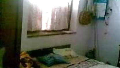 जब आपकी प्रेमिका आपकी राह में आ जाए सेक्सी में हिंदी मूवी ...