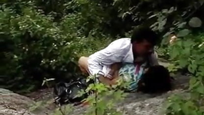 गोरा अपने लिविंग रूम हिंदी सेक्सी पिक्चर मूवी से साइबरपोनो बनाता है