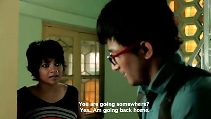 यह महिला हमें सिखाती है कि उसे एक अच्छे डिल्डो के साथ क्या हासिल है सेक्सी फिल्म हिंदी में साड़ी वाली