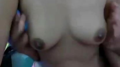 लड़ते हुए हिंदी सेक्सी फिल्म देखने के लिए पड़ोसी