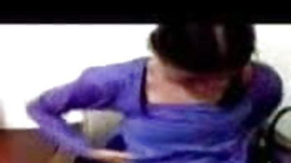 वह अपने जर्मन सेक्स सेक्सी पिक्चर फिल्म चाची और गधे में cums