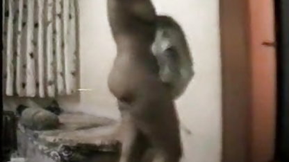 एमी ब्रुक अभी भी आकार में है जो उसे अच्छा हिंदी पिक्चर सेक्स मुखमैथुन बना रही है